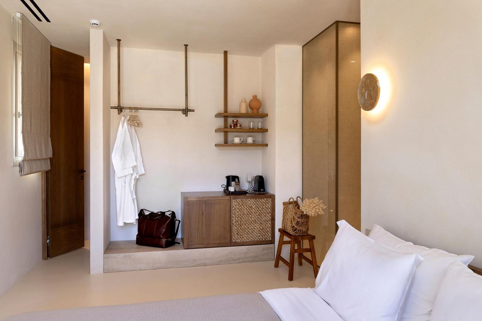 Yfes Hotel Kythnos Exterior photo
